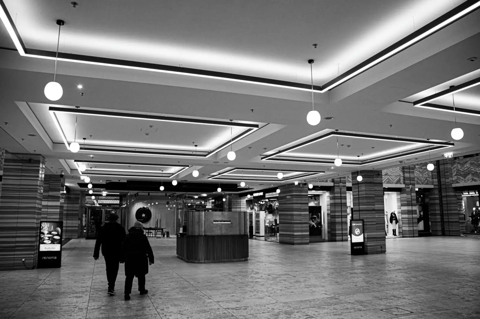 2025年餐饮策划行业政策风向与连锁加盟合规要点解析