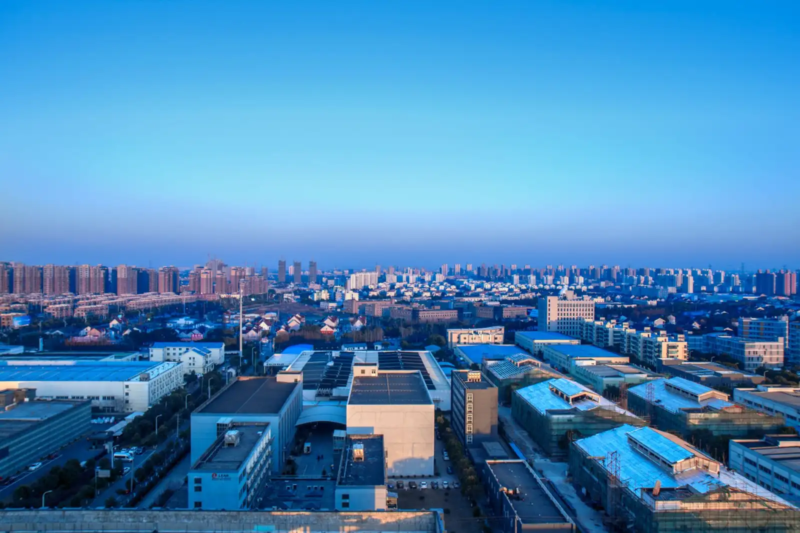 2025年餐饮连锁加盟新规解读与门店合规运营要点