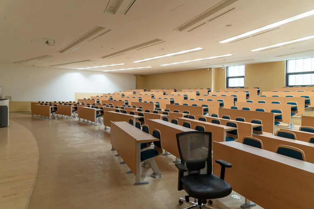 2025年餐饮连锁加盟政策风向与门店合规运营要点